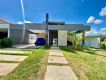 Casa em Condom�nio